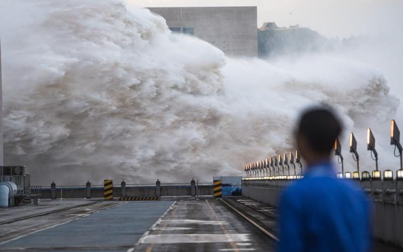 Bài học Trung Quốc chống lụt: Thuận theo tự nhiên, trả lại bãi bồi cho sông và lên kế hoạch cho sự 