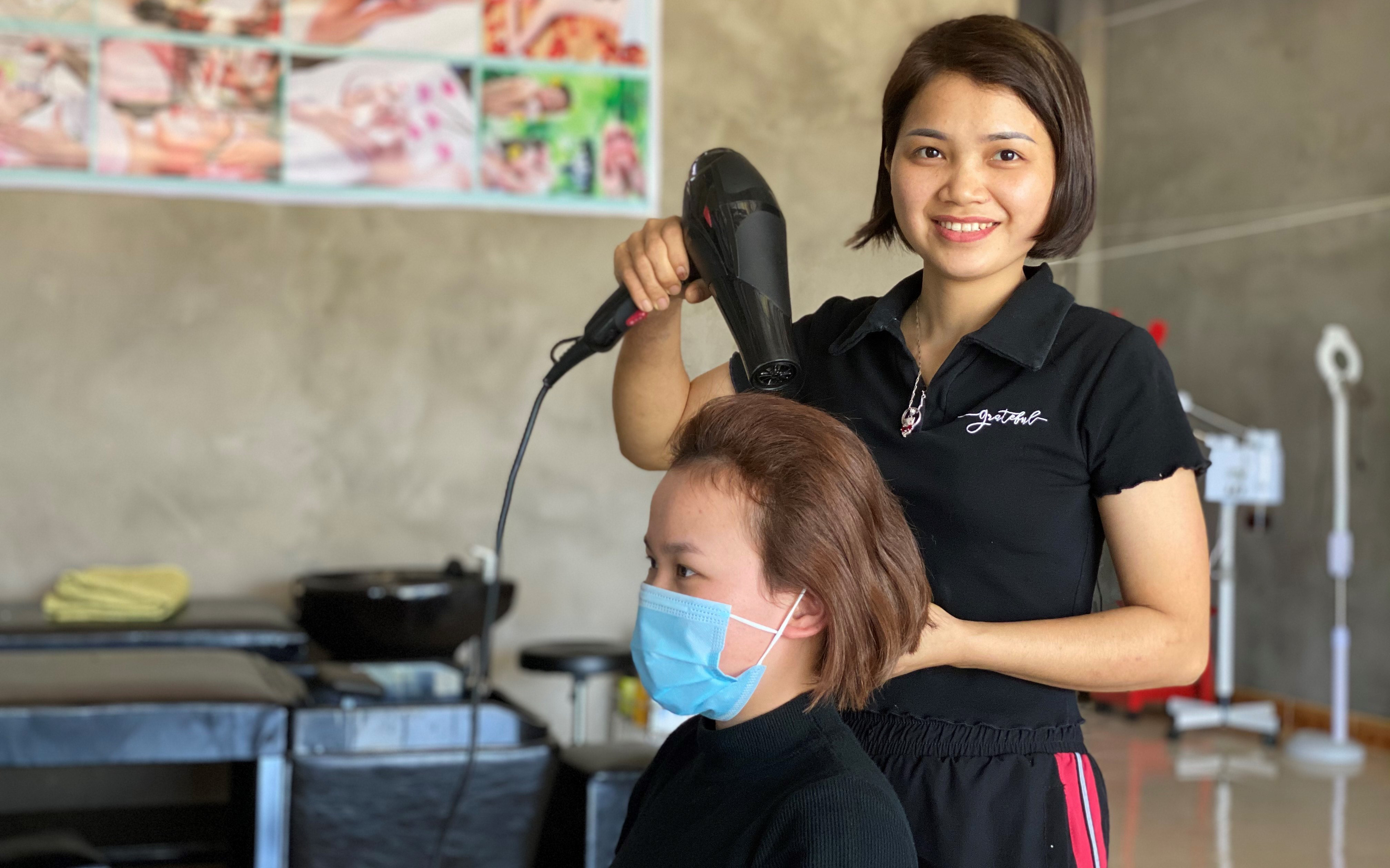Làm đẹp để sống - Sống để làm đẹp: Kiến tạo giá trị sống dành cho những mảnh đời miền biên viễn