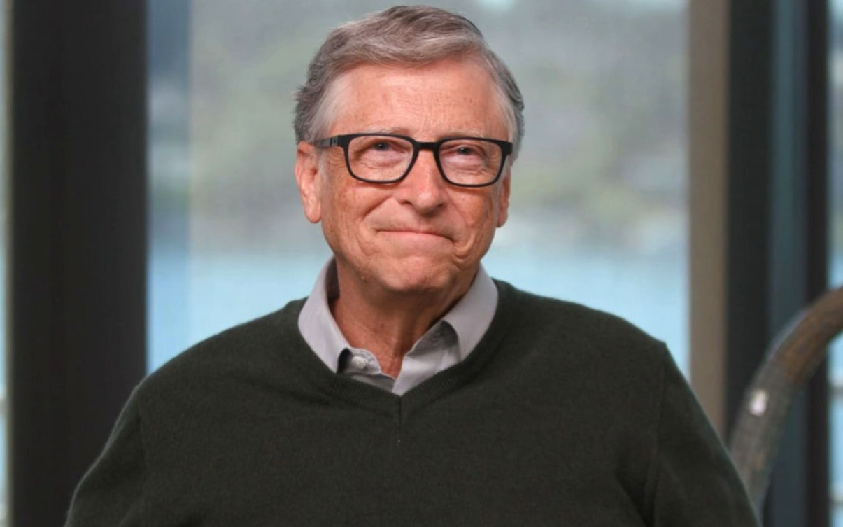 Bill Gates dùng 2 câu hỏi suốt hàng chục năm qua để giải quyết vấn đề lớn, từ Microsoft đến đại dịch Covid-19