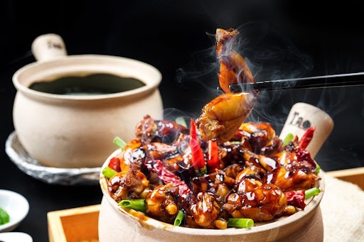 Nhìn lại các mô hình kinh doanh F&B và sự chuyển đổi từ cao cấp sang phổ thông thời hậu COVID-19 - Ảnh 9.