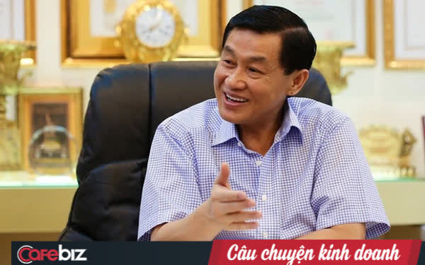 "Vua hàng hiệu" Johnathan Hạnh Nguyễn: Từng rửa xe, lao động chân tay ở nước ngoài để có tiền ăn học