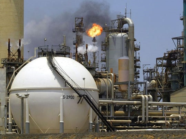 Ả Rập Xê Út chạy theo giấc mơ về một nền kinh tế phi dầu mỏ - Ảnh 1.
