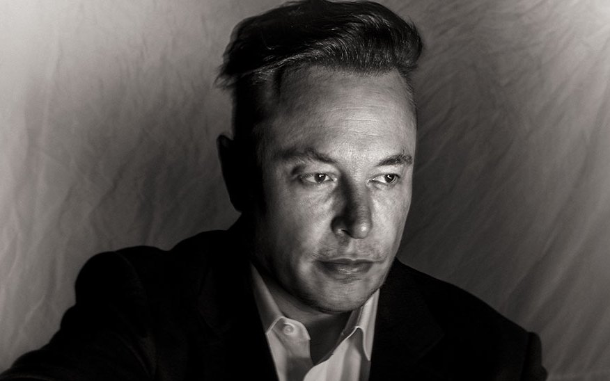 Elon Musk lo Tesla sắp phá sản