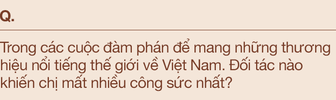 CEO của tập đoàn phân phối thời trang Mai Son: Bỏ nghề tiếp viên hàng không để kinh doanh, 20 năm lăn lộn trên thương trường chưa từng khóc, chỉ rơi nước mắt khi lần đầu đưa con đi học… - Ảnh 15.