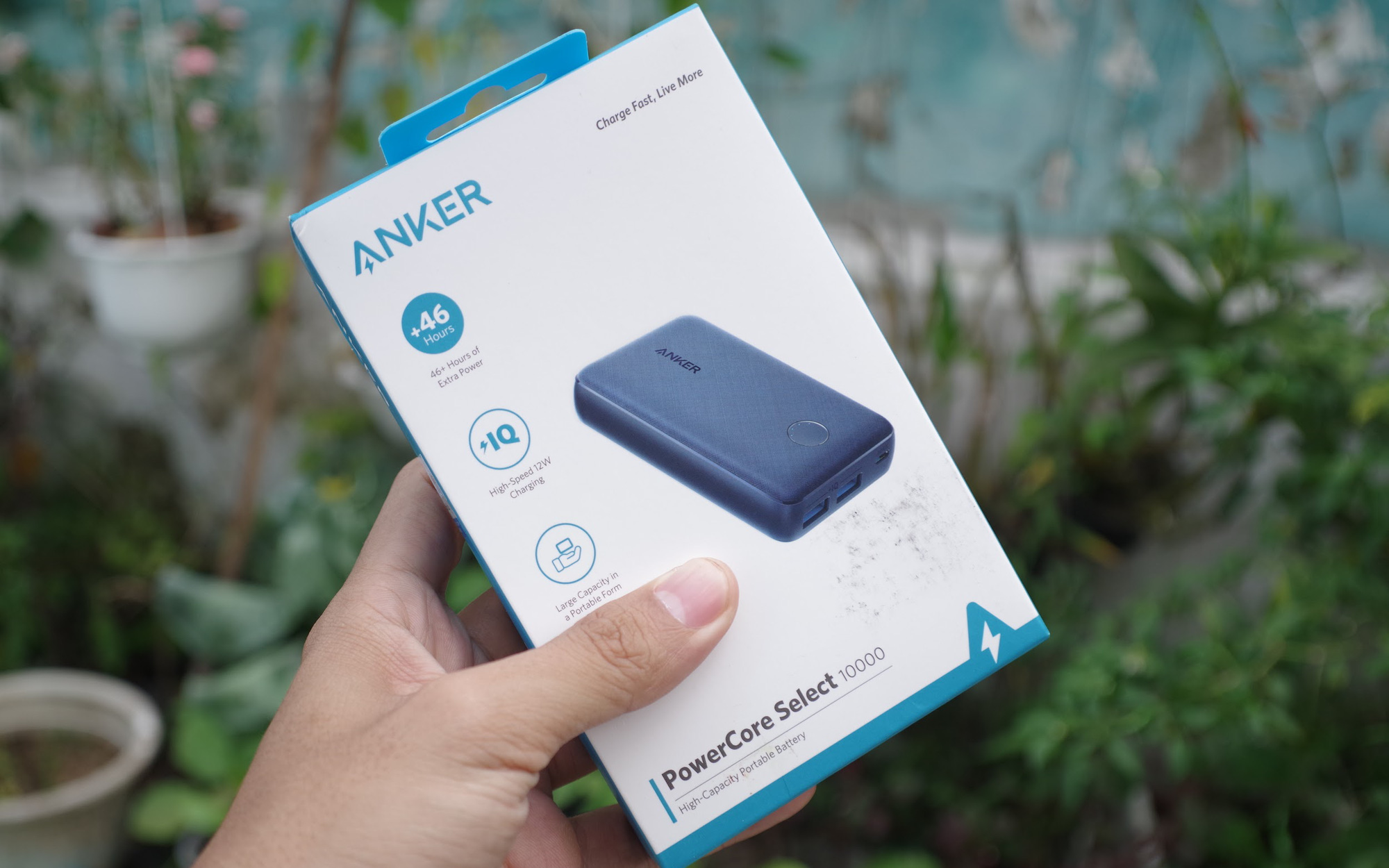 Mở hộp PowerCore Select 10000: Pin dự phòng Ngon - Bổ - Rẻ!