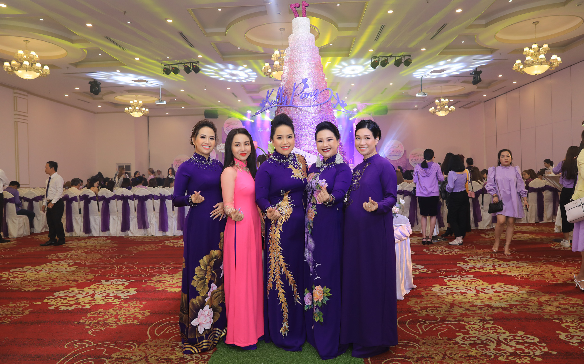 Kelly Pang 17 năm thay đổi số phận hàng vạn phụ nữ tại Việt Nam