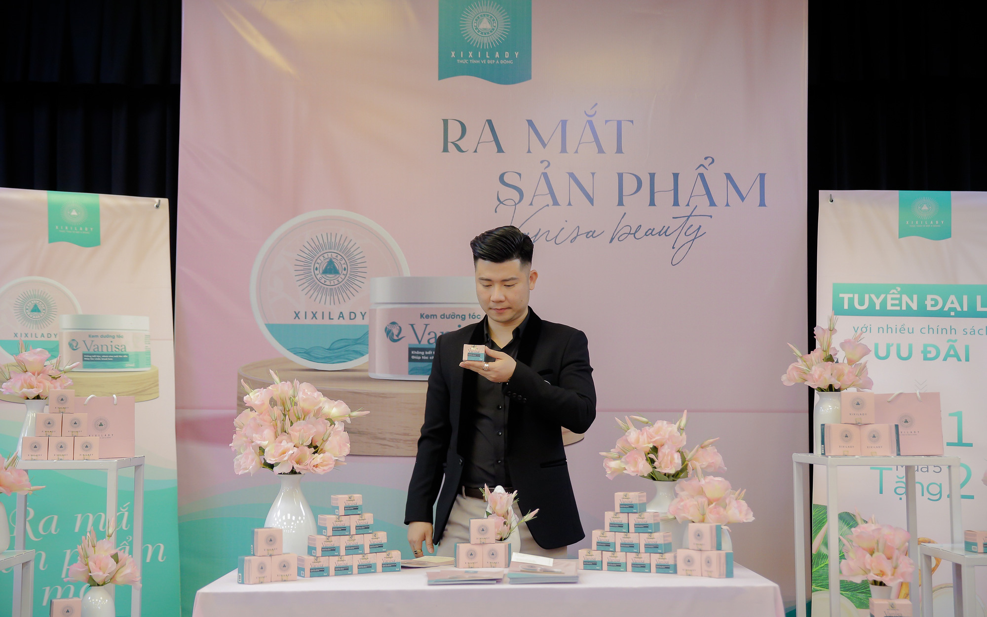 Vanisa- Dấu mốc hành trình đi tìm cái đẹp của Phương Việt Anh