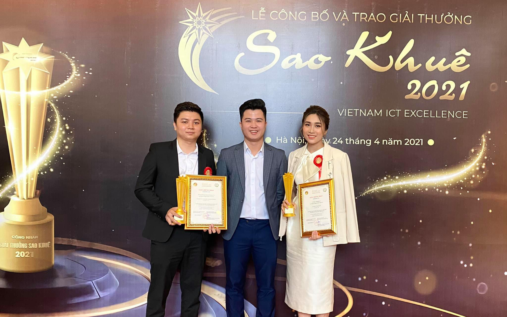 TopCV nhận cú đúp giải thưởng Sao Khuê 2021