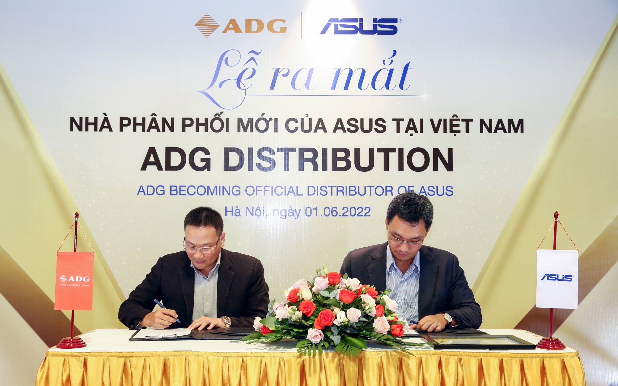 ADG Distribution ký kết hợp tác phân phối với ASUS Việt Nam