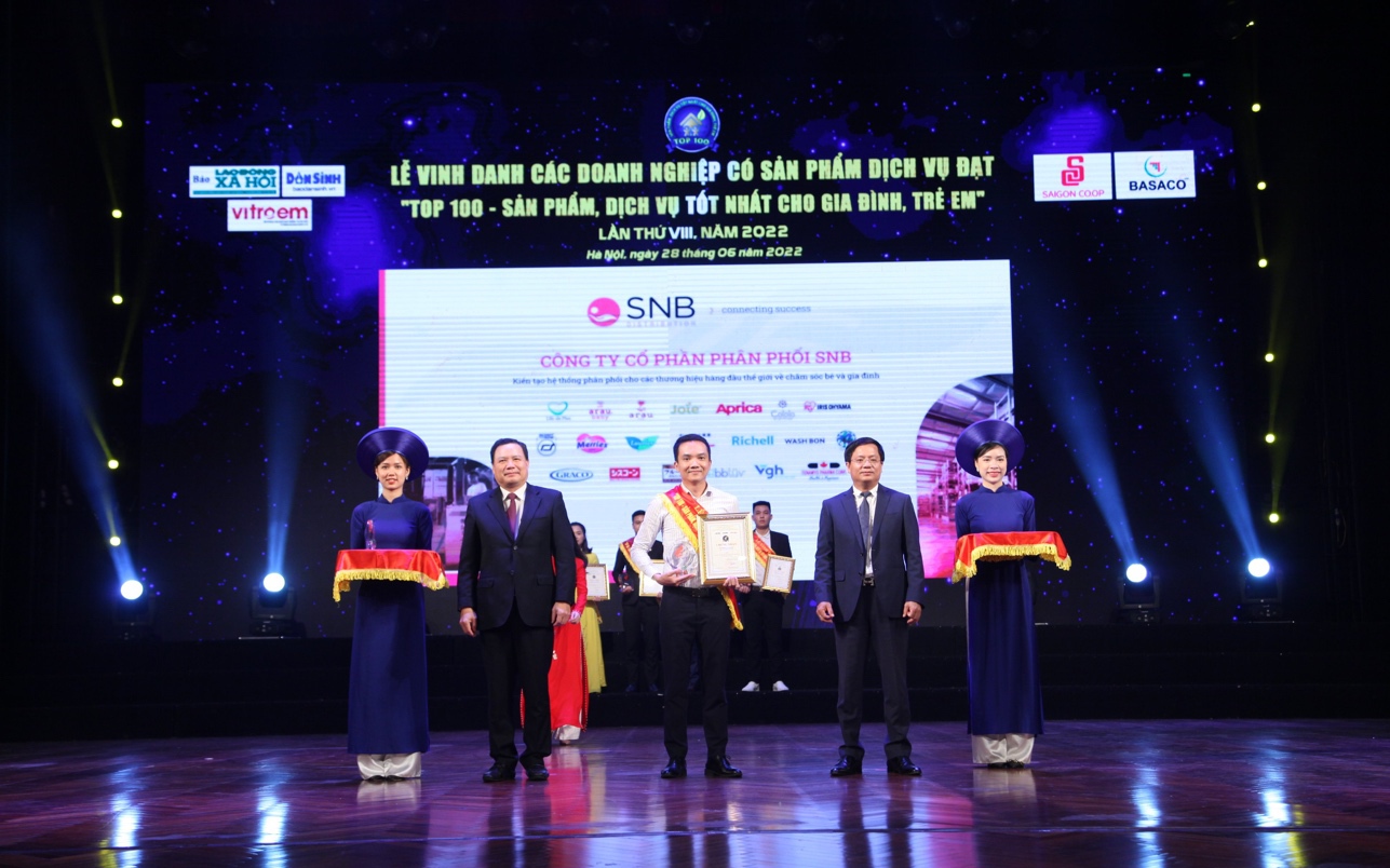 SNB vinh danh “Top 100 sản phẩm, dịch vụ tốt nhất cho gia đình và trẻ em”