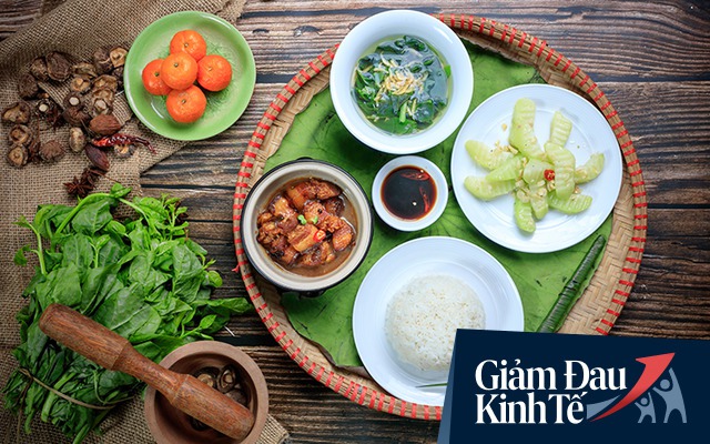 Để tránh cảnh ‘ngủ đông’ lâu dễ chết lâm sàng, nhiều doanh nghiệp lữ hành Việt chuyển hướng bán thức ăn, thực phẩm online - Ảnh 1.