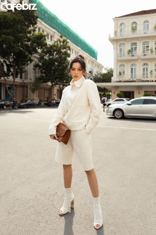 Biến ảo với 3 xu hướng thời trang hứa hẹn bùng nổ trong mùa xuân hè 2020 của nhà mốt Công Trí  - Ảnh 3.