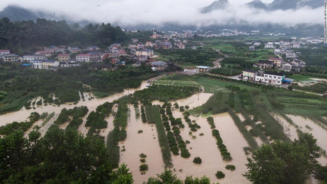 CNN: Lũ lụt đe dọa an ninh lương thực đang buộc Trung Quốc phải nhập khẩu thực phẩm nhiều hơn - Ảnh 1.