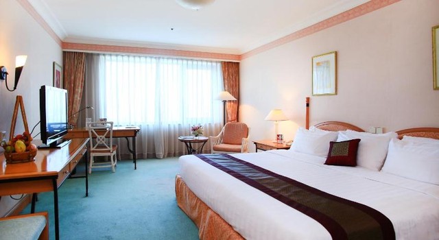 Mùa Covid-19 tranh thủ rủ gia đình “staycation” tại các khách sạn sang chảnh Hà Nội: Xếp hạng toàn 4,5 sao nhưng giá chỉ trên dưới 1 triệu đồng/đêm - Ảnh 13.