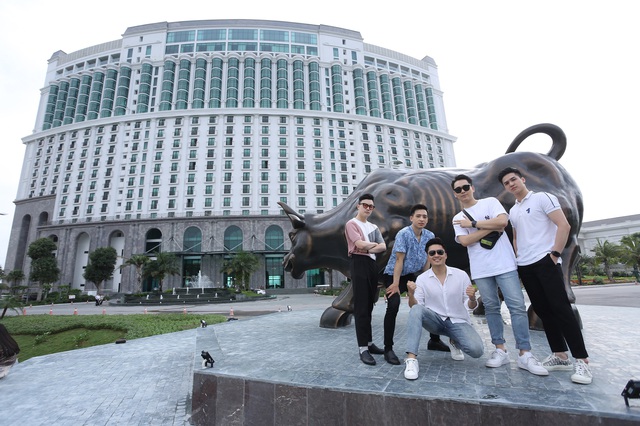 Nghỉ lễ chưa biết đi đâu, check-in ngay lễ hội hoa Hạ Long đang hot rần rần vì những lí do này - Ảnh 3.