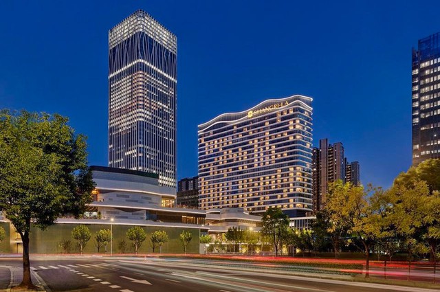 Các tập đoàn khách sạn nổi tiếng từ Hilton đến Shangri-La đang mở rộng khắp châu Á với hy vọng phục hồi sau đại dịch - Ảnh 2.