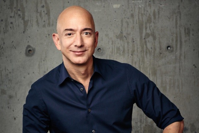 Amazon – Đế chế nghìn tỷ ‘đô’ được điều hành như startup nghèo bằng triết lý ‘keo kiệt’ kinh điển của Jeff Bezos - Ảnh 1.