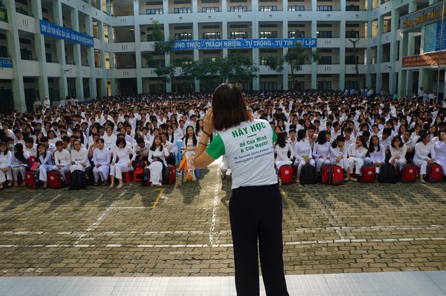 Sống sót sau tai nạn nghiêm trọng, cựu sinh viên RMIT quyết tâm lập doanh nghiệp ‘qua mặt thần Chết’, cứu sinh mạng hàng nghìn người - Ảnh 2.