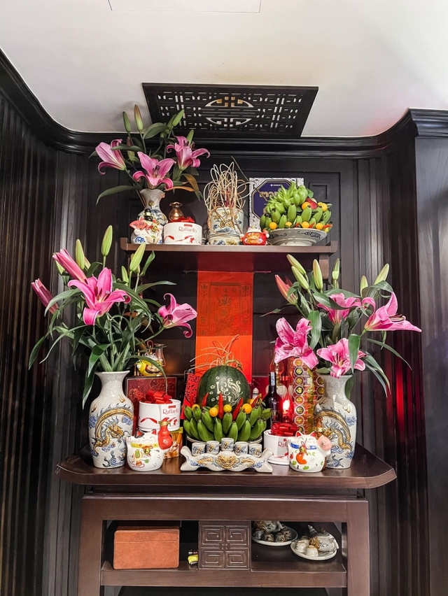 Bên trong căn hộ ‘độc thân’ của diễn viên Phương Oanh: Nội thất thiết kế theo phong cách Indochine, đặc biệt ưu ái màu xanh ngọc - Ảnh 9.