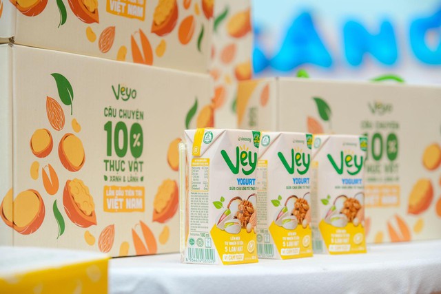 Vinasoy ra mắt sữa chua uống 100% thực vật đầu tiên tại Việt Nam - Ảnh 3.