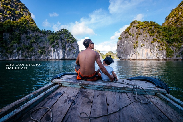 Cậu bé 3 tuổi cùng bố khám phá Cát Bà: 22 tháng tuổi đã trekking, băng rừng, luôn thích thú với những chuyến trải nghiệm - Ảnh 10.