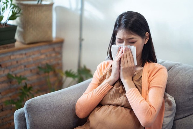 Cô gái sốt cao liên tiếp, ăn vào là nôn, đau đầu suốt 3 ngày: BS BV Bệnh Nhiệt đới Trung ương cảnh báo loại virus cúm mới đang bùng phát, đặc biệt nguy hiểm - Ảnh 2.