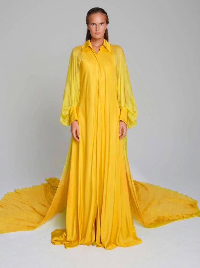 Lizzo diện trang phục Công Trí, thần thái rực rỡ, nổi bật trên trang bìa tạp chí Glamour  - Ảnh 5.