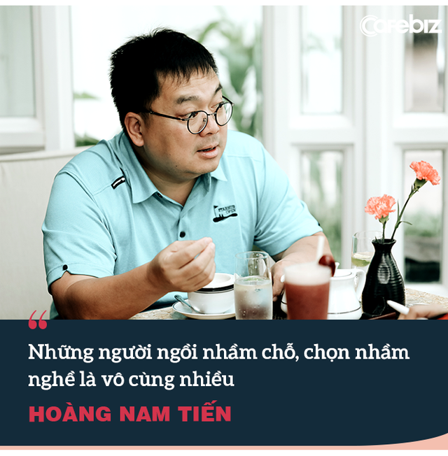 Trước khi rời khỏi ghế Chủ tịch FPT Software, ông Hoàng Nam Tiến gửi lời khuyên cho thế hệ Z: “Muốn sống sót, bắt buộc các bạn phải TỰ HỌC kiến thức mới!” - Ảnh 2.